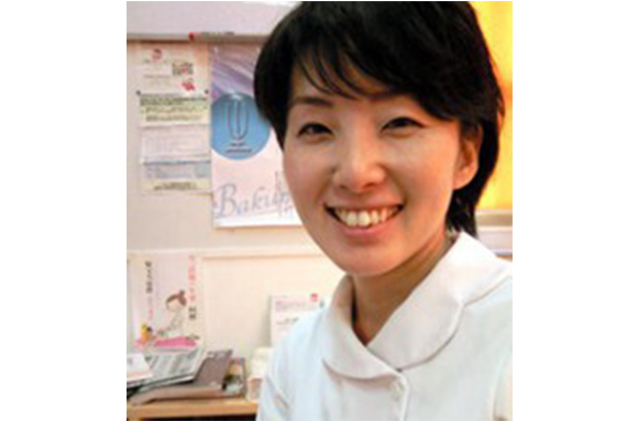 足立　由鹿